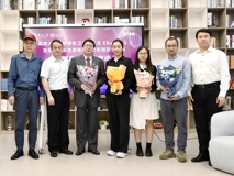 暗网禁区
“新闻发布医席谈”访谈朱卫国教授团队